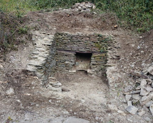 Snapper Platelayer's Hut restoration