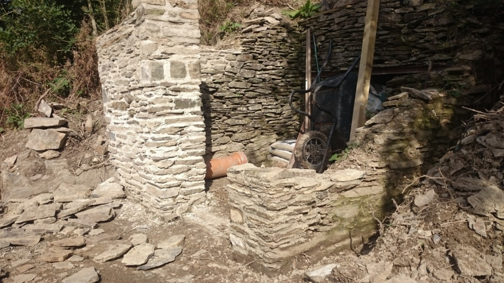 Snapper Platelayer's Hut restoration