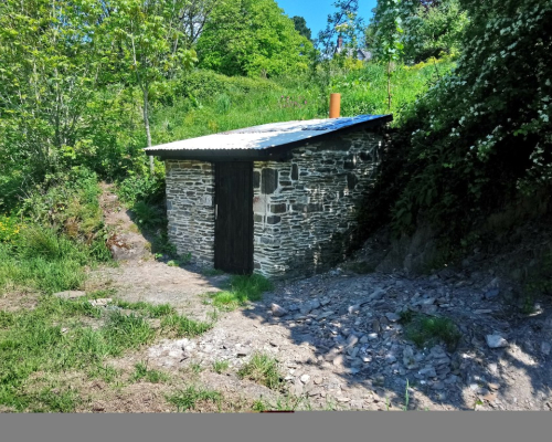 Snapper Platelayer's Hut restoration