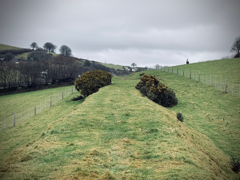 Completed fencing between Old Station Inn and Pound Lane